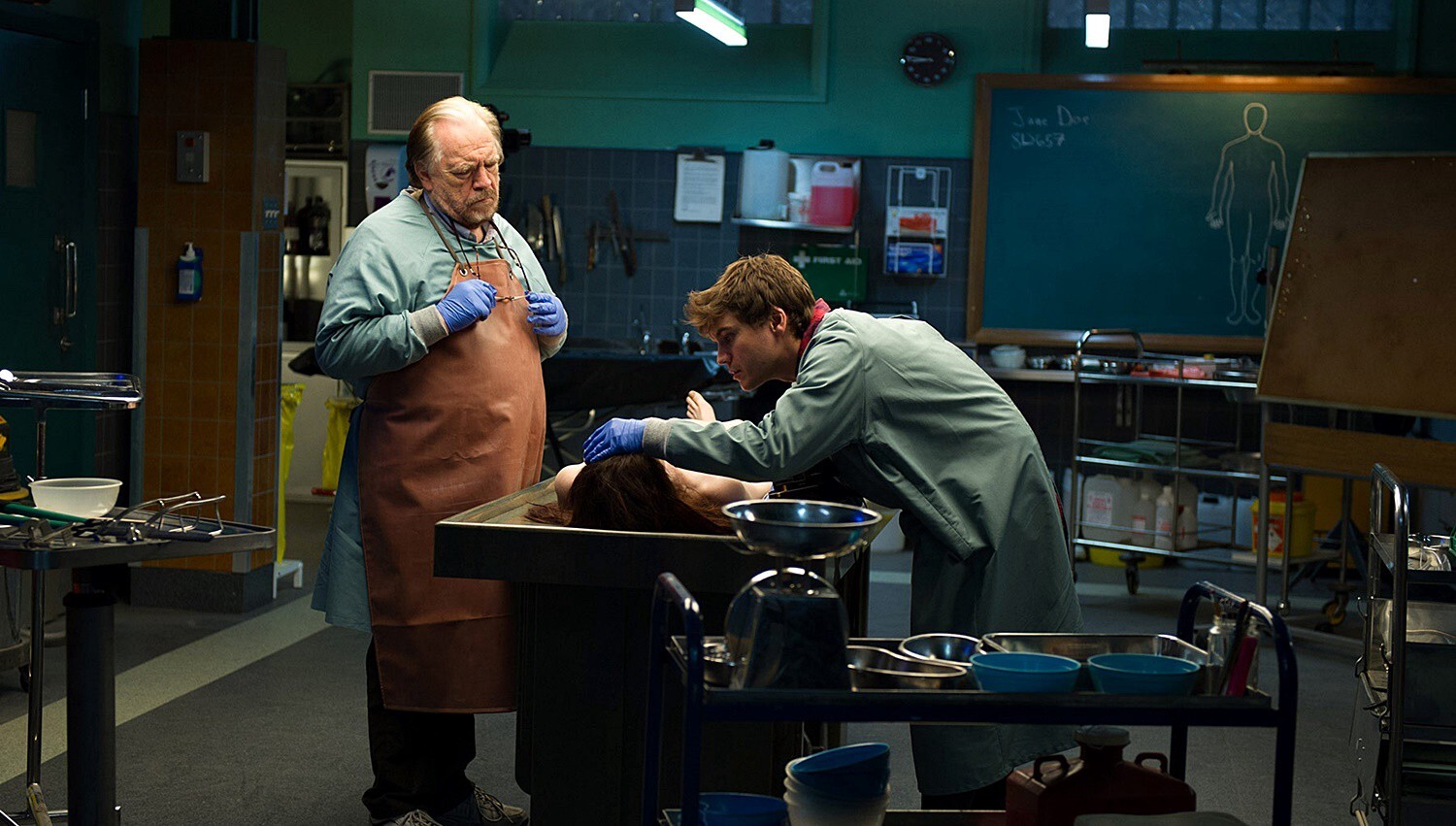 THE AUTOPSY OF JANE DOE (2016)